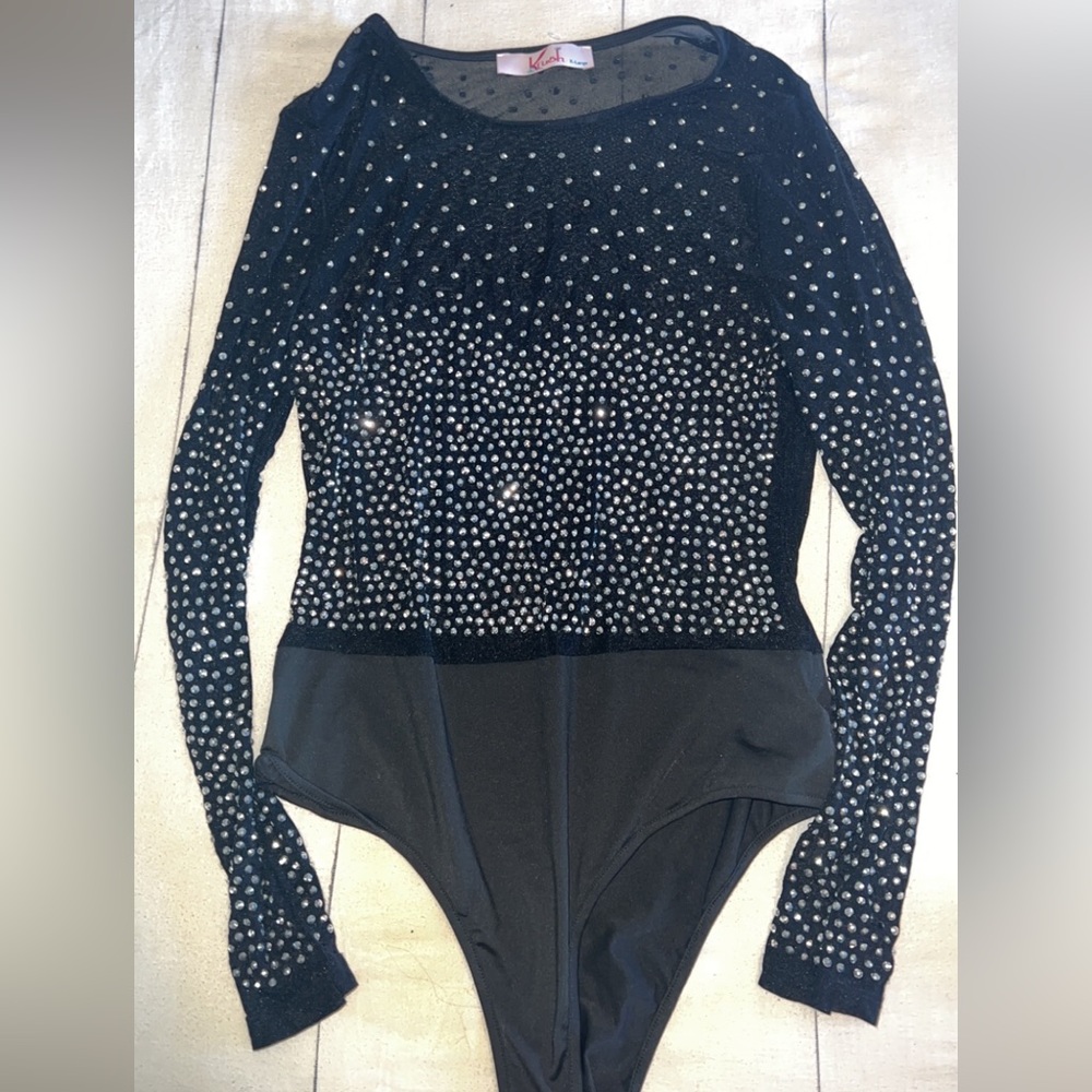 🥰 New without tags. Krush boutique Brand. Rhinestone bodysuit!